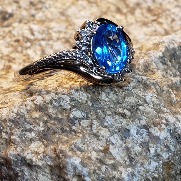 10K Gold And Sterling Alwand Vahan Topaz Ring - Picture 5 of 12